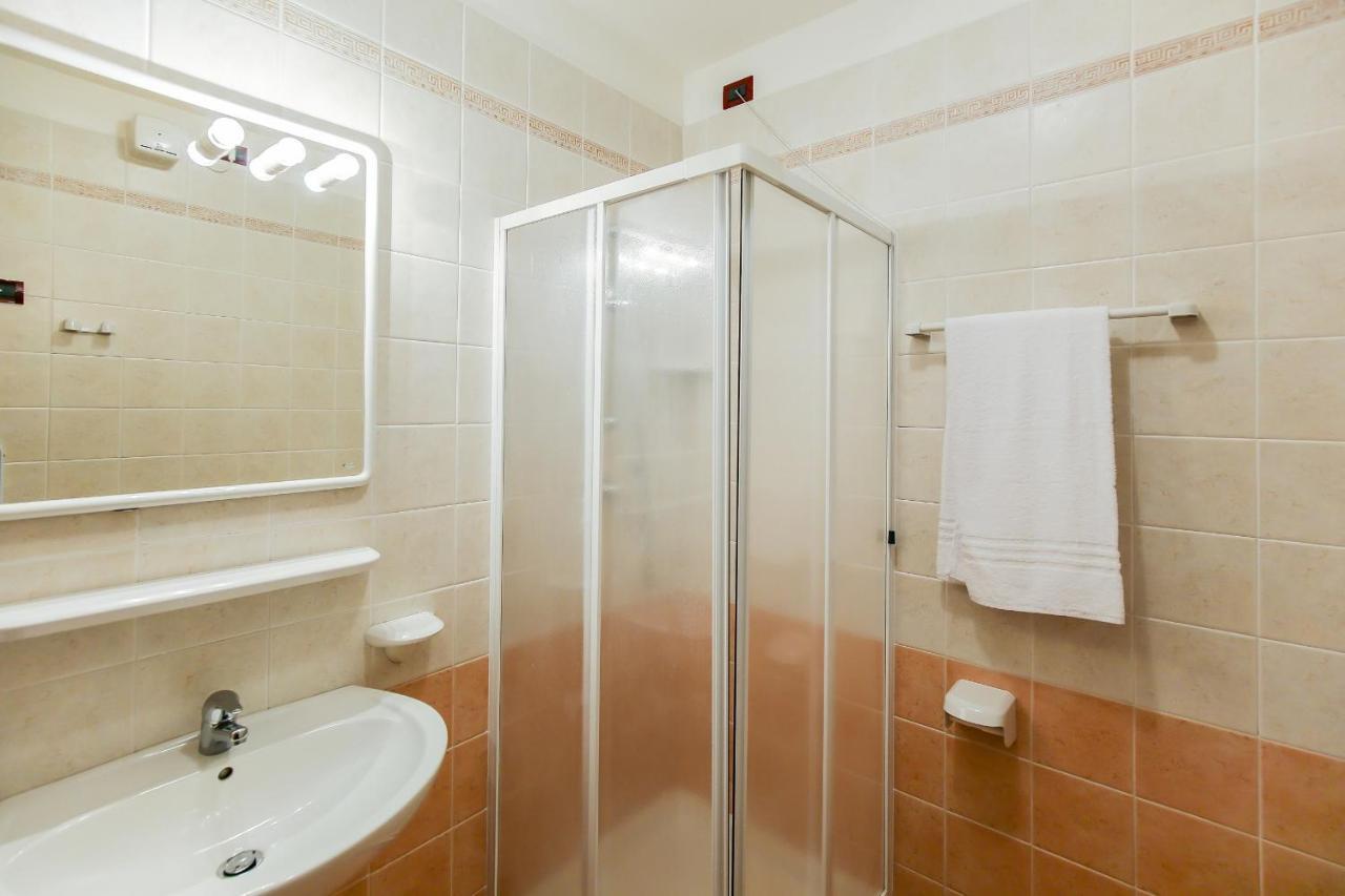 カオルレGinepri Lido Altaneaアパートメント エクステリア 写真